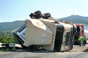 Secure compensation for your injuries by contacting a Town 'n' Country truck accident lawyer.